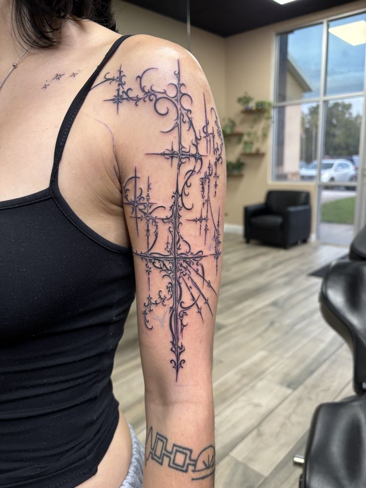 Gothic Filigree Cross