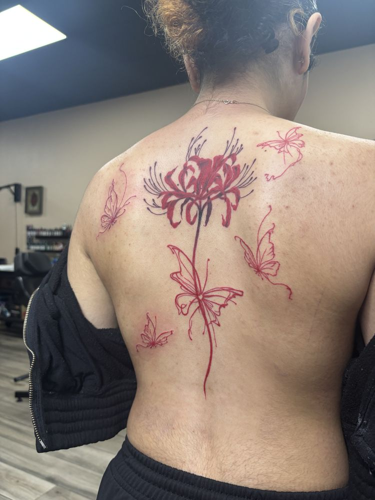Red Spider Lily & Butterflies